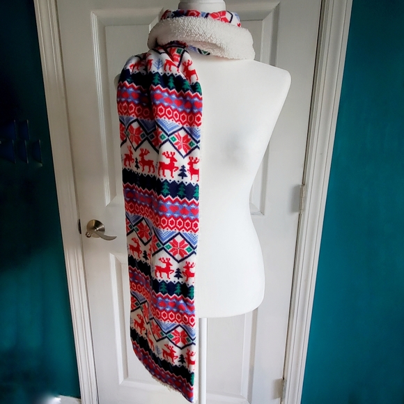 Lands End Scarf NWOT - Picture 3 of 7